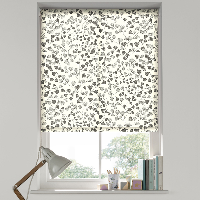Roller Blind in Fern Carbon