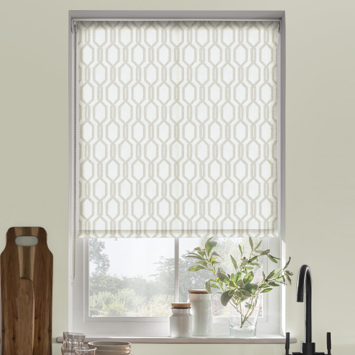 Eve Roller Blind in Townhouse White