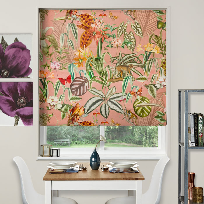 Roman Blind in Barbados Shell