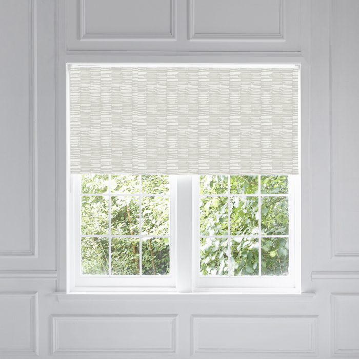 Roller Blind in Arran Blackout Amethyst