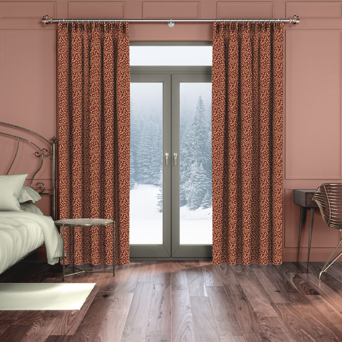 Curtains in Miniature Garden Garnet