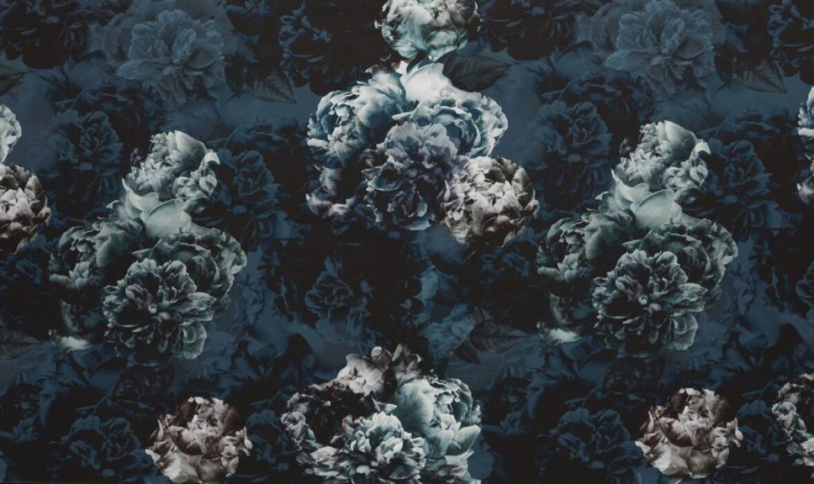 Image of vespertina topaz by Ashley Wilde