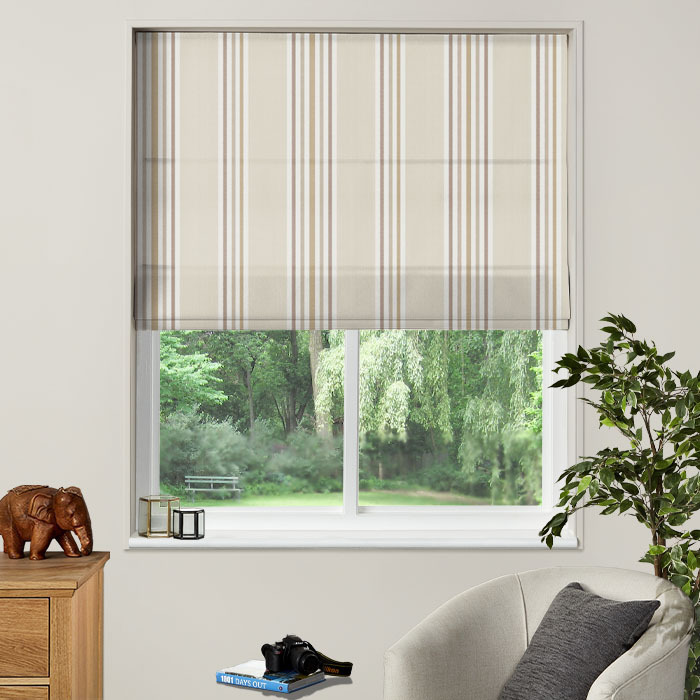 Roman Blind in Maine Linen by iLiv