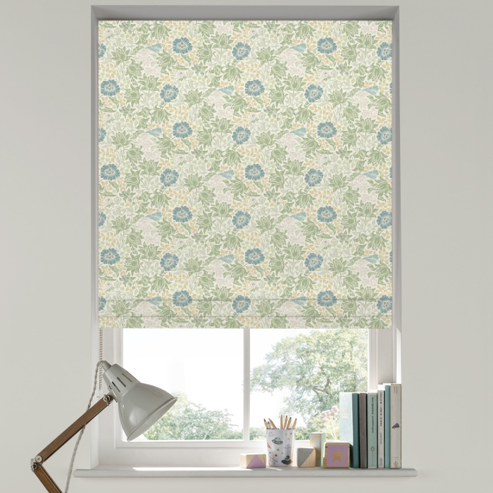Roman Blind in Mallow Apple Linen