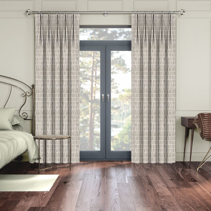 Curtains in Block Work Feather