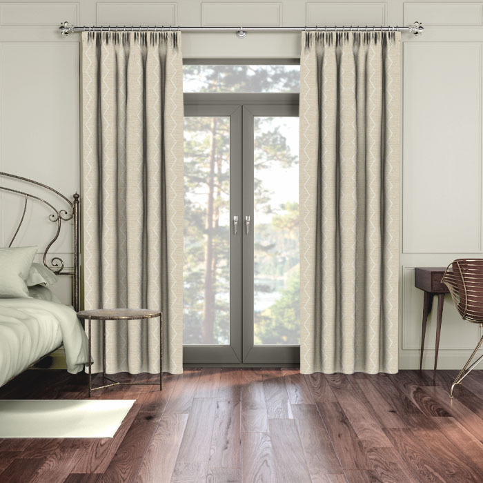 Curtains in Zig Zag Sand