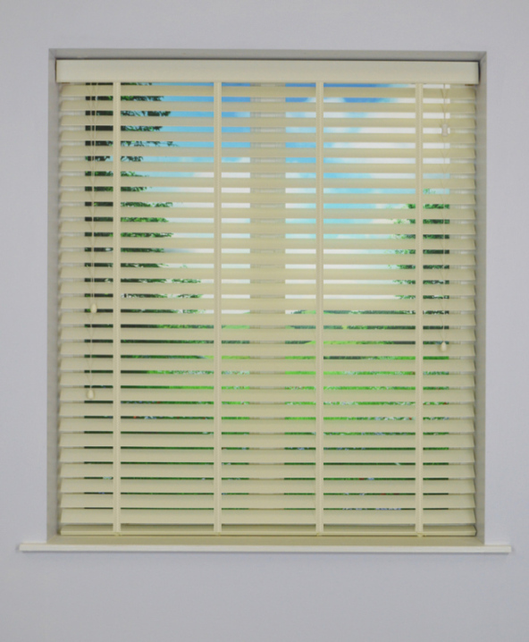 Alabaster Inspirewood Venetian Blind with Stone Tape