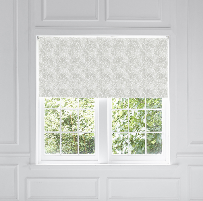 Roller Blind in Arran Blackout Amethyst