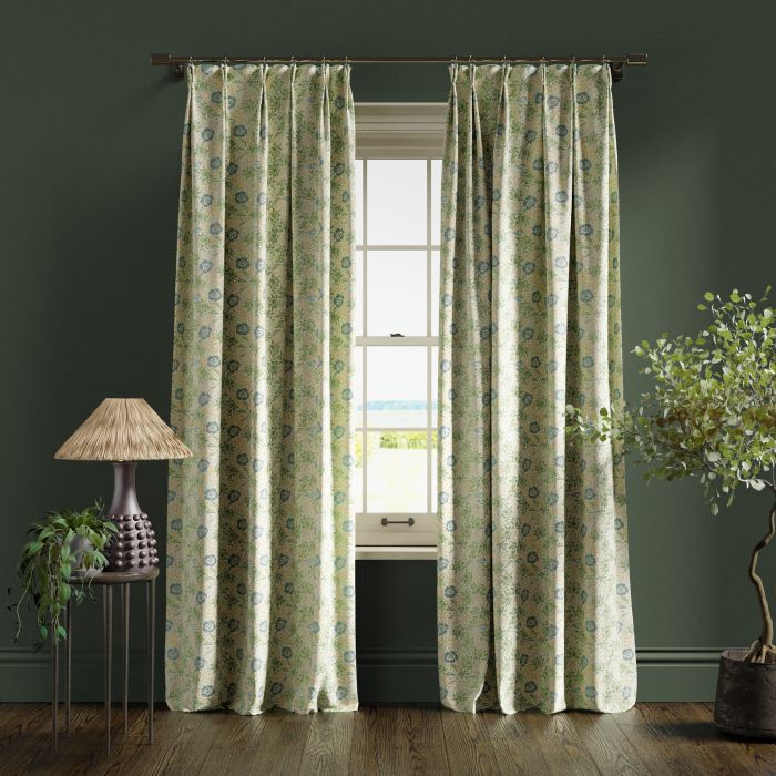 Curtains in Mallow Apple Linen