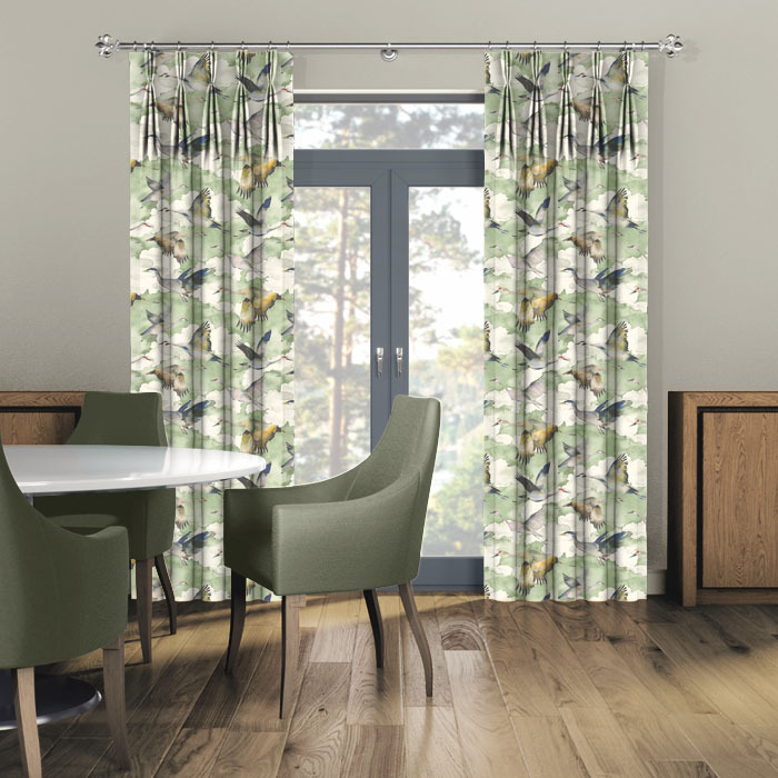 Curtains in Flyway Moss