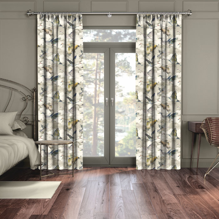 Curtains in Flyway Natural