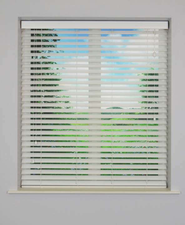 Frost Inspirewood Venetian Blind