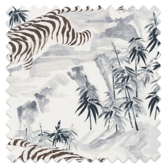 Swatch of Tora Snow