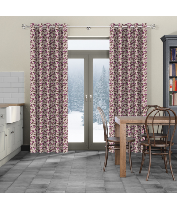 Curtains in Vercelli Wine